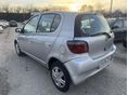 TOYOTA YARIS 2001/11 - 4