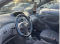 TOYOTA YARIS 2001/11 - 5
