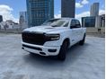 DODGE RAM 5.7 1500 4x4 Limited Night Edition (Automata) 5.7 HEMI E-torque 4x4 FULL-FULL