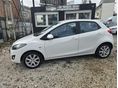 MAZDA 2 2011/1 - 3