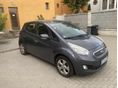 KIA VENGA 2010 - 4