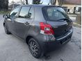 TOYOTA YARIS 2010/10 - 8