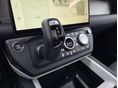 LAND ROVER DEFENDER 2026 - 26