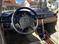 MERCEDES-BENZ E 200 1994/3 - 10