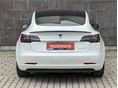TESLA MODEL 3 2021/3 - 7