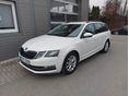 SKODA OCTAVIA Combi 1.6 CR TDI Style Magyarországi/Első tulajdonosától/Ülésfűtés/Kormányfűtés/Vezetett szervizkönyv/