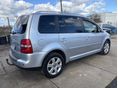 VOLKSWAGEN TOURAN 2004/3 - 3