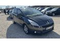 PEUGEOT 5008 2011/5 - 6