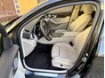 MERCEDES-BENZ GLC 300 2019/9 - 8
