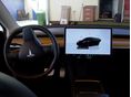 TESLA MODEL 3 2022/3 - 8