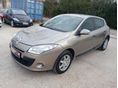RENAULT MEGANE 2010/4 - 1