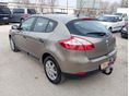 RENAULT MEGANE 2010/4 - 6