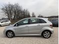 MERCEDES-BENZ B 200 2010/5 - 8