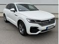 VOLKSWAGEN TOUAREG 3.0 V6 TDI R-Line Tiptronic ic Mo-i.Szkönyv.1 Tulaj