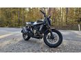 HUSQVARNA SVARTPILEN 701 style