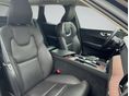VOLVO XC60 2022/12 - 17