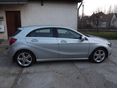 MERCEDES-BENZ A 180 2015/10 - 4