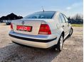 VOLKSWAGEN BORA 2000/3 - 2