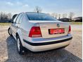 VOLKSWAGEN BORA 2000/3 - 4