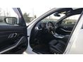 BMW 320 2023/12 - 9