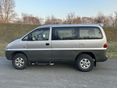 HYUNDAI H-1 STAREX 