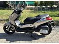 YAMAHA X-MAX 250 