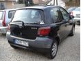 TOYOTA YARIS 2001/11 - 3