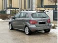 MERCEDES-BENZ B 200 2011/10 - 3