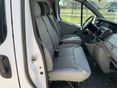 RENAULT TRAFIC 2008/6 - 6