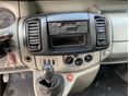 RENAULT TRAFIC 2008/6 - 9