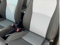 TOYOTA YARIS 2017/6 - 8
