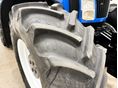 NEW HOLLAND 2004 - 25