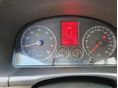 VOLKSWAGEN TOURAN 2010/1 - 5