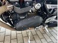 TRIUMPH SPEED TWIN 2021 - 12