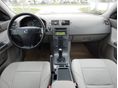 VOLVO V50 2010/6 - 7