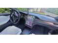 TESLA MODEL S 2018/12 - 9