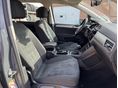 VOLKSWAGEN TOURAN 2022/6 - 9