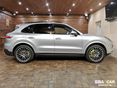 PORSCHE CAYENNE 2020/6 - 11