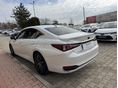 LEXUS ES 2025/1 - 4