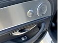 MERCEDES-BENZ E 300 2020/2 - 25