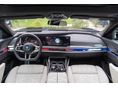 BMW 760 2025/9 - 6