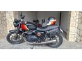 TRIUMPH BONNEVILLE 900 Street Twin