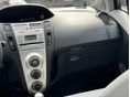 TOYOTA YARIS 2006/3 - 17