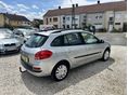 RENAULT CLIO 2009/6 - 9