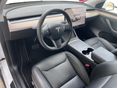 TESLA MODEL Y 2024/7 - 8