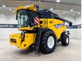 NEW HOLLAND CR9090 4WD