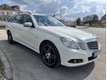 MERCEDES-BENZ E 200 2010/7 - 6