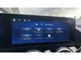 MERCEDES-BENZ GLA 180 2024/10 - 21