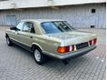 MERCEDES-BENZ W 126 1982/3 - 2