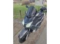 YAMAHA X-MAX 250 
